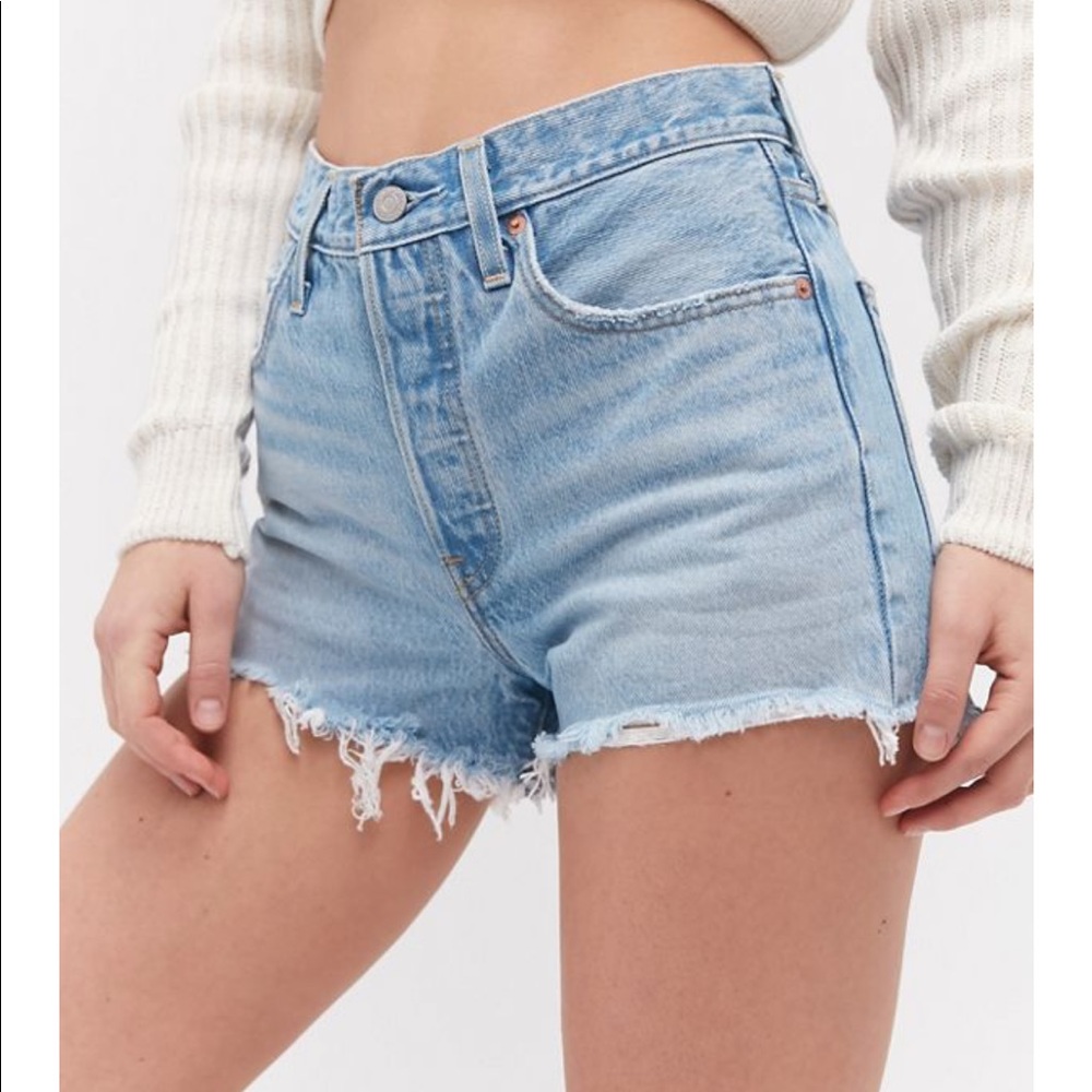 NWT Original Fit Levi 501 shorts